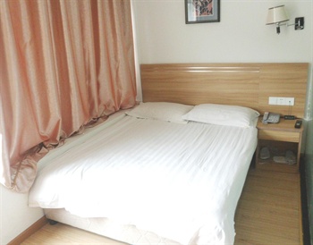  - Wuhan Taihe Business Hotel