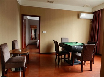  - Wuhan Xingyao Business Hotel