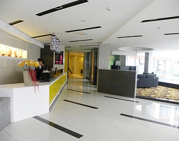 Lobby - Yichang Lucky Seven Hotel Xiling Second Road