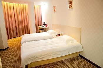 -- - Yichang Gap light Holiday Inn