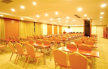  - Yannian Business Hotel  