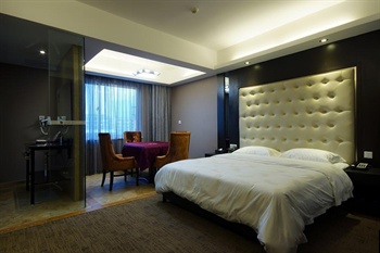  - Changsha Zhonghe Hotel