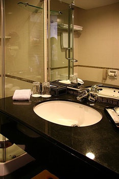  - Guangzhou Haitao Hotel