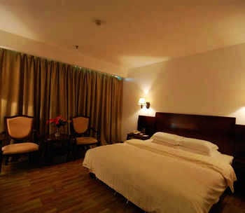 -- - Zhaoqing Lihu Hotel