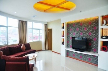 -- - Shenzhen Baifulai Business Hotel