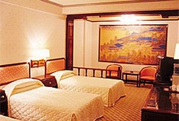 Guest Room - Gongbei Hotel - Zhuhai