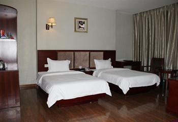  - Huizhou Lianfeng Business Hotel