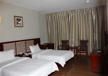  - Huizhou Lianfeng Business Hotel