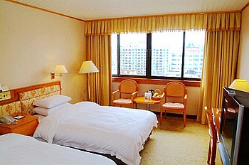 -- - Huizhou West Lake Hotel