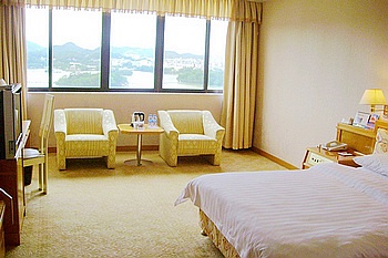 -- - Huizhou West Lake Hotel