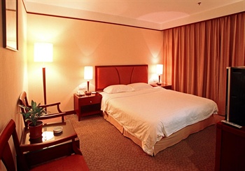  - Zhongshan Yinyi Hotel