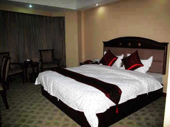 -- - Zhaoqing Rulinxuan Hotel