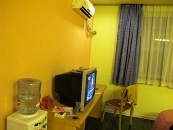  - Home Inn (Yangshuo West Street)