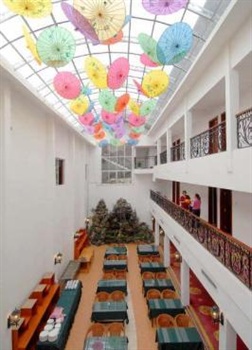  - Yangshuo Imperial City Hotel 