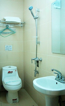 Bathroom - Xinyayao Hotel - Yangshuo