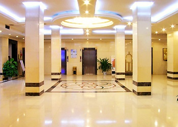 Lobby - Chengdu Huaxi Hotel