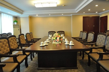  - Chengdu Population Hotel