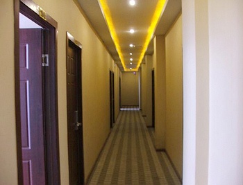 Corridor - Tian Yi Business Hotel - Chengdu