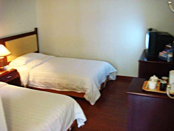 Standard Room - Emeishan Phoenix Lake Hotel 