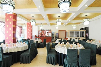  - Jinli Holiday Hotel - Emeishan