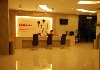 Reception Desk - Kaili Fashion Hotel