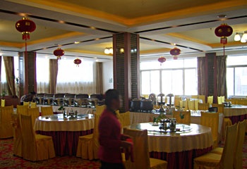 Restaurant - Donghuang Hotel - Kunming