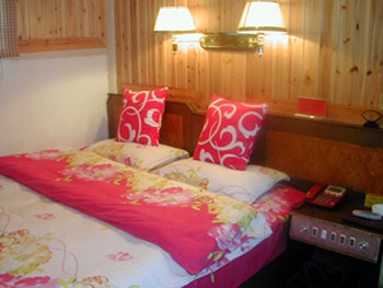 -- - Lijiang Sunshine Inn