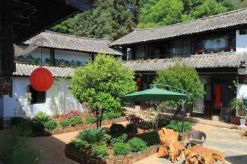 Hotel Grounds - Predestined Affinity Tavern - Lijiang