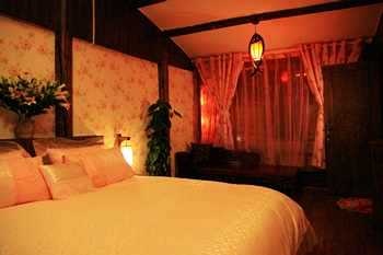 Guest Room - Yishui Yuntian Inn - Lijiang