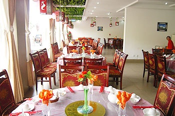 Restaurant - Lhasa River Hotel 