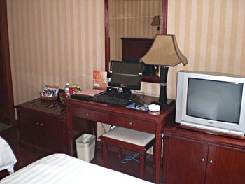 -- - Shaanxi Nanfang Hotel