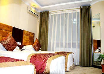 Classic Triple Room - Dun Huang Hotel