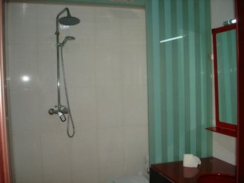 Bathroom - Xining Shenli Hotel