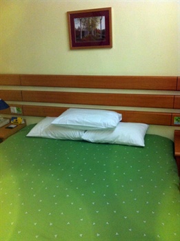  - Home Inn Urumqi Grand Cross