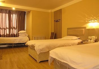 Guest Room - Urumqi White Swan Inn Hotel Airport