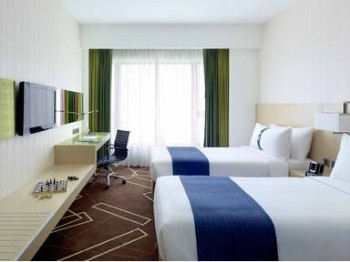  - Holiday Inn Express Kowloon East