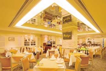 Western Restaurant - Macau Riviera Hotel