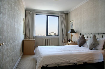 Executive 1-bedroom Suite/Bedroom - Somerset Grand Fortune Garden