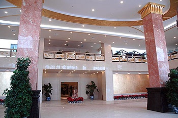 Lobby - Golden Phoenix Hotel (Catpial Airport) Beijing