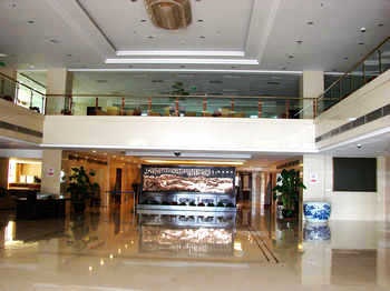 Lobby - 