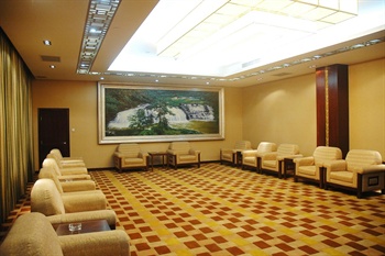  - Beijing Luhong Guesthouse