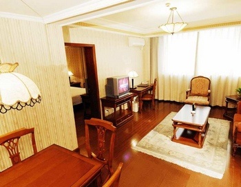 Living Room - Dehong Hotel Apartment Shanghai