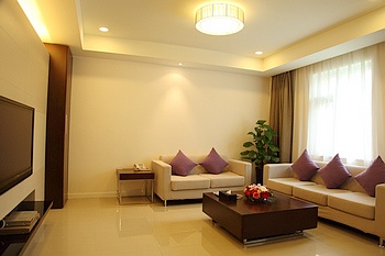 Executive Suite - Green Park Villa 