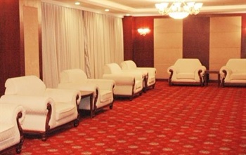  - Tianjin Mayfair Hotel 