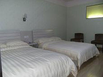 Standard Double Room B - Bei Jing Yi Jia Yi Fast Hotel 