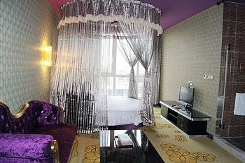 -- - Tianjin Jitai Hotel