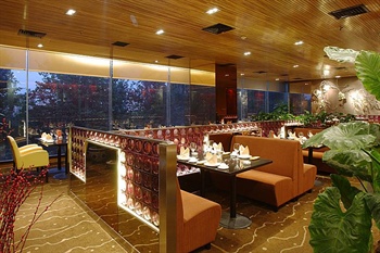  - Shijiazhuang International Building Hotel