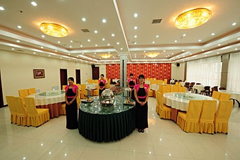 Restaurant - Chengde Huacheng Hotel