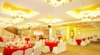  - Huazhong Holiday Hotel  