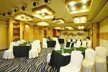  - Holiday Inn Express Dalian haizun